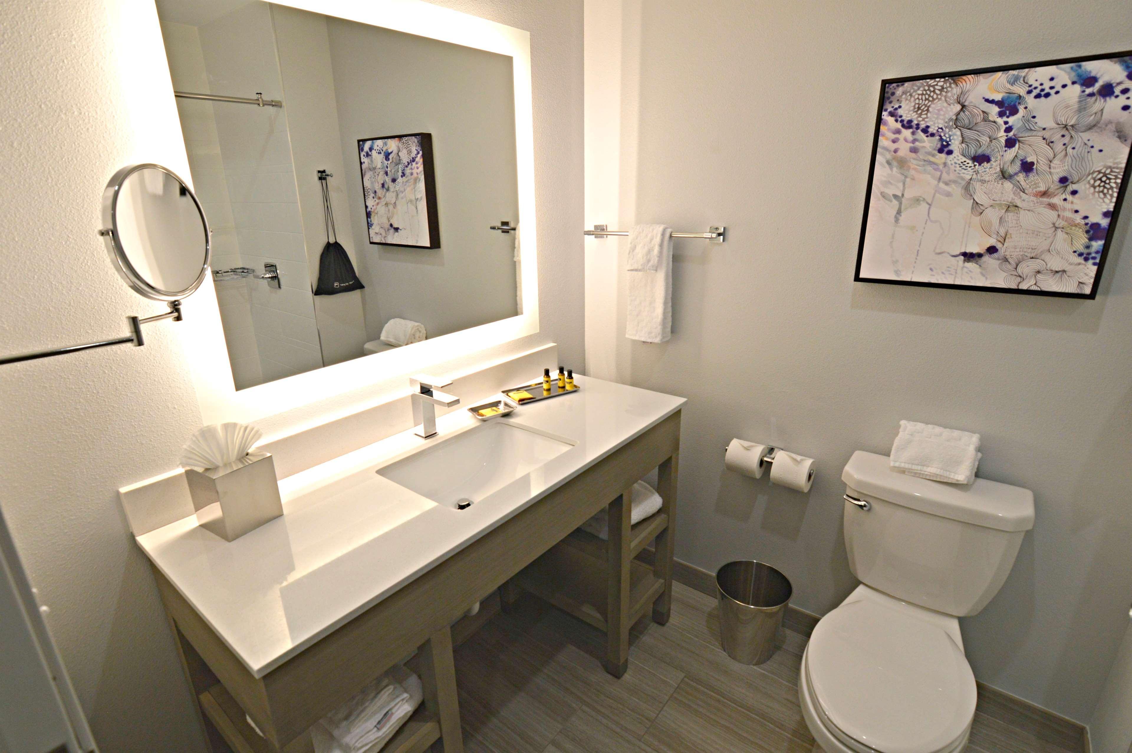 Western Executive Residency I-35 Oklahoma City