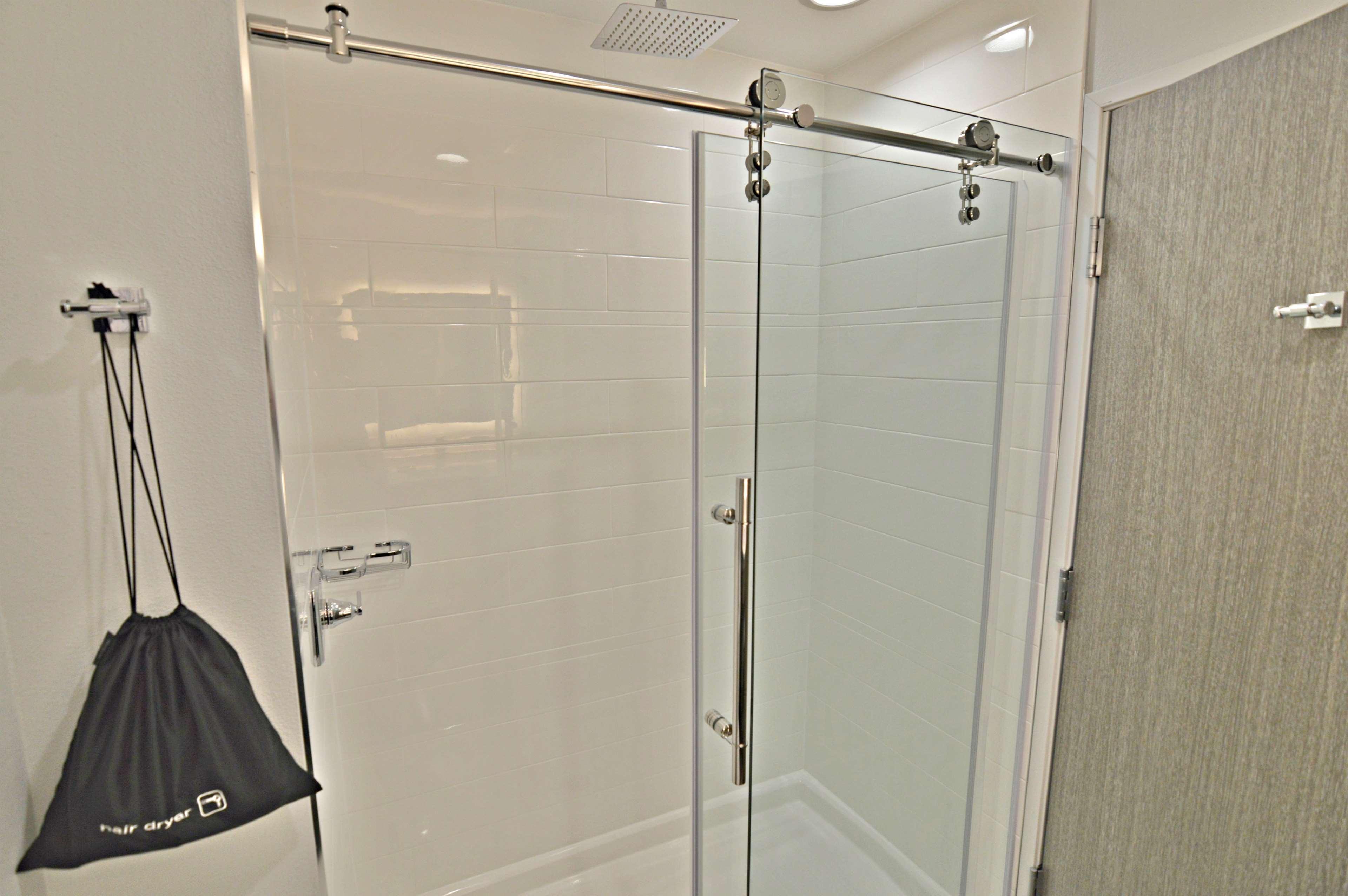 Western Executive Residency I-35 Hotel