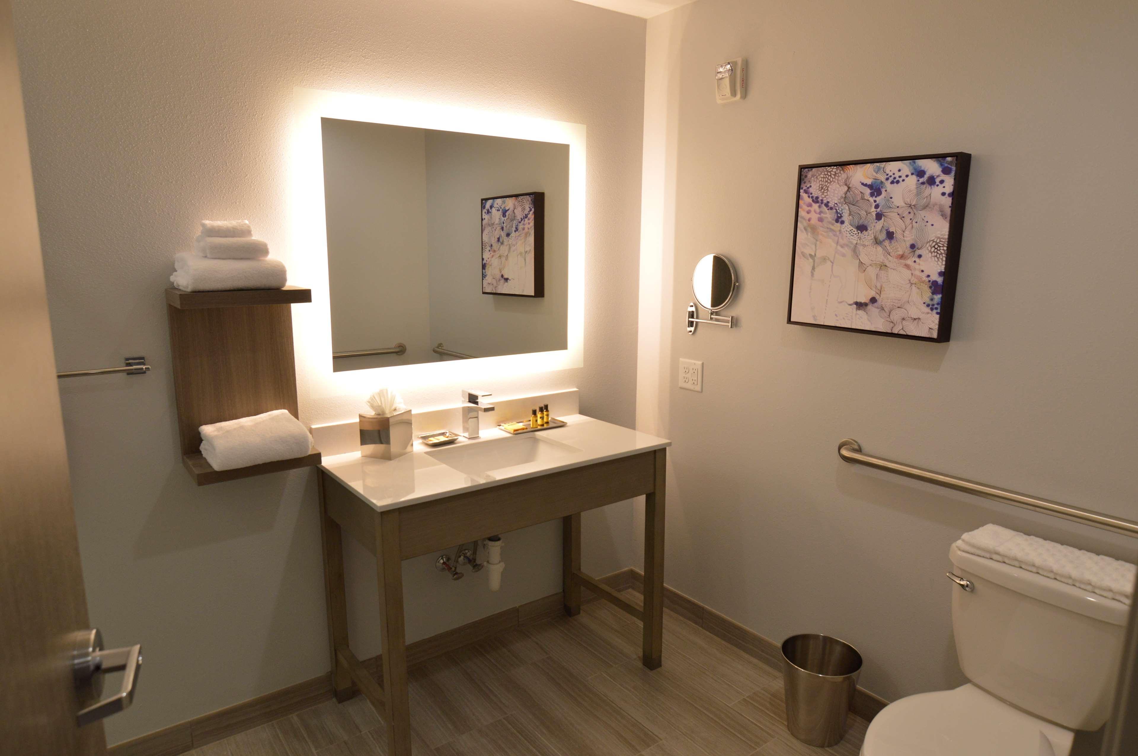 Western Executive Residency I-35
