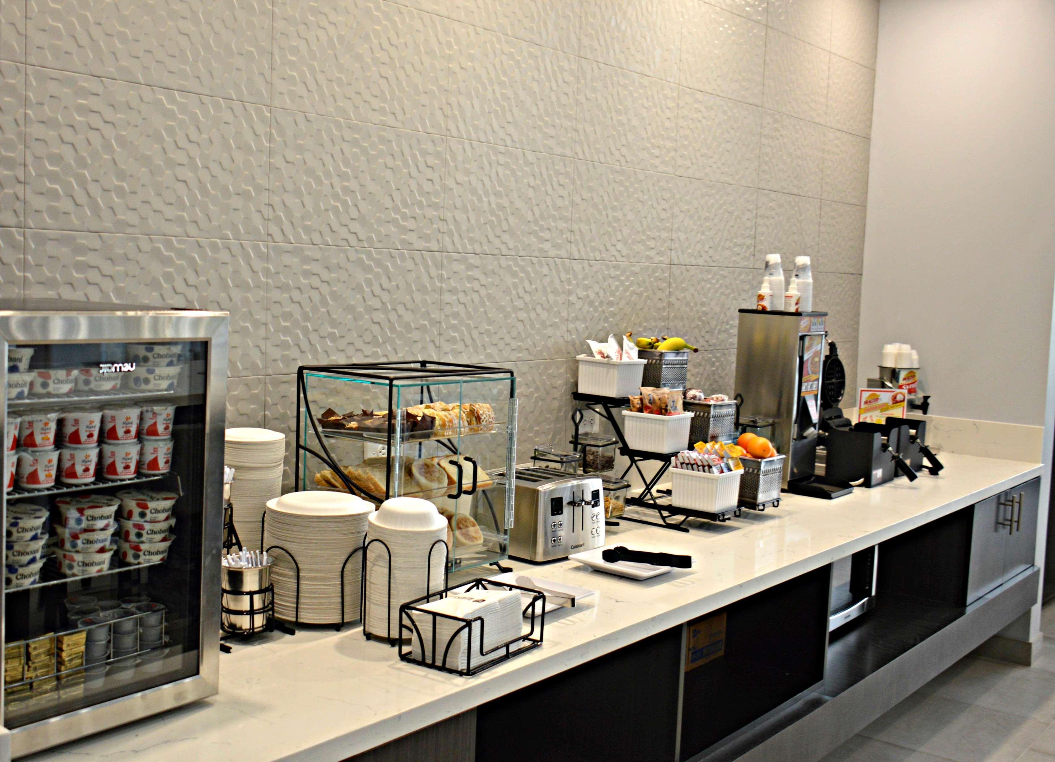 Western Executive Residency I-35 Hotel 3*